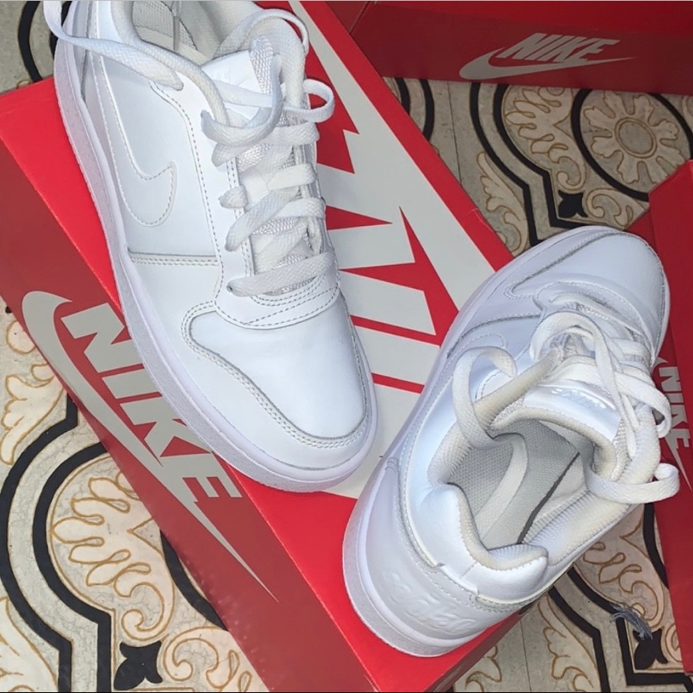Women Nike Air Max AXIS SERIES
